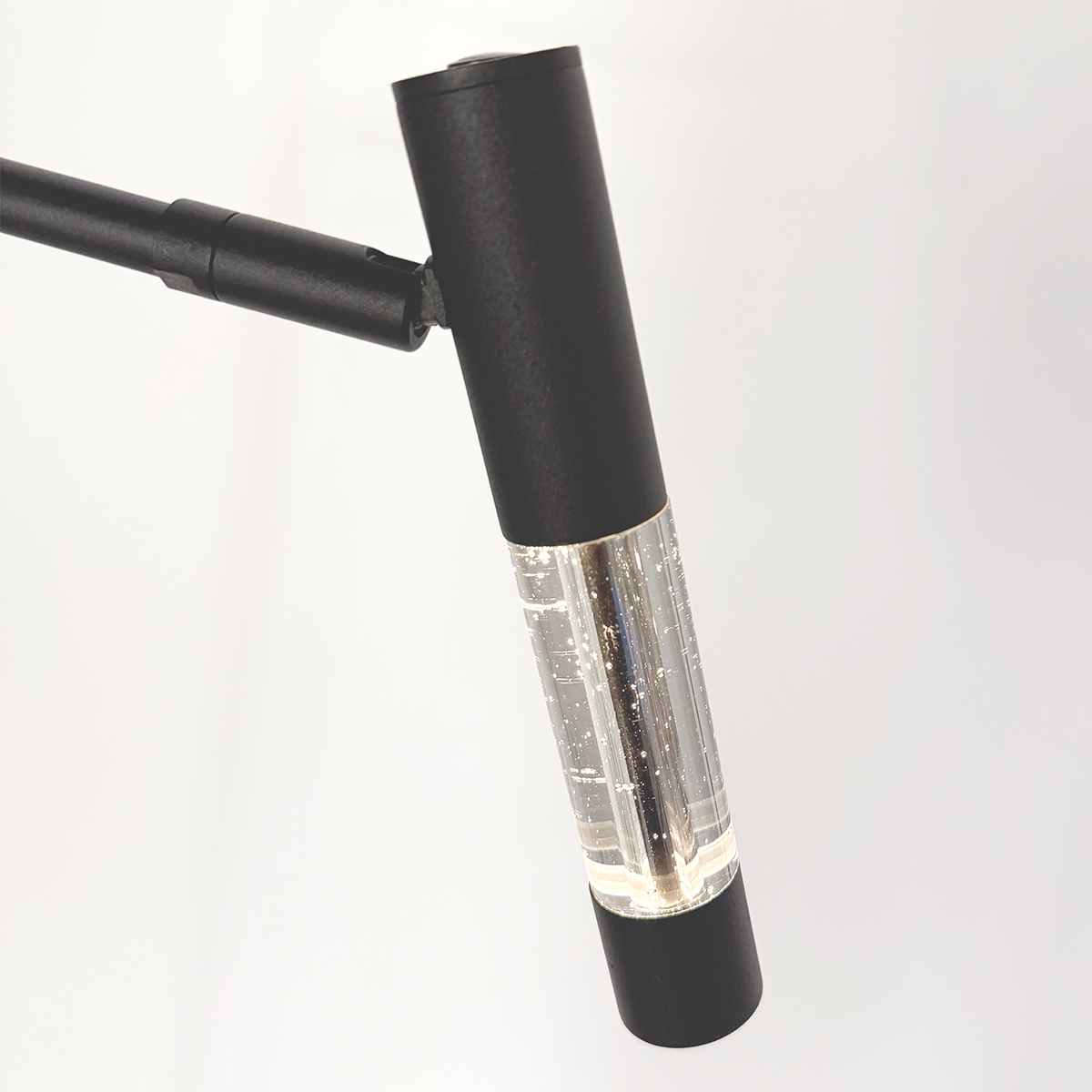 Slim schwarze Alisio Stehlampe mit dimmbaren LED – Steinhauer – Bild 4